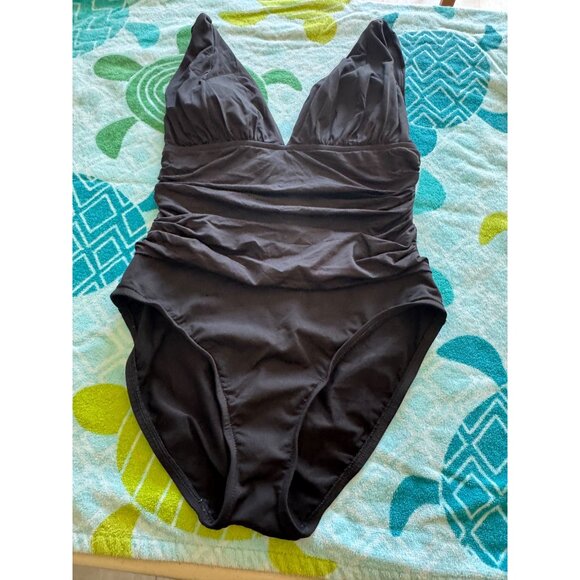 La Blanca One-Piece Swimsuit Ruched Waist Deep V-Neckline Black Size 8 - Picture 1 of 7